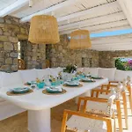 Kymothea, Agios Lazaros Vila *
