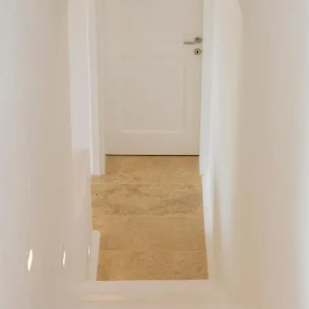 Villa Kymothea, Agios Lazaros *