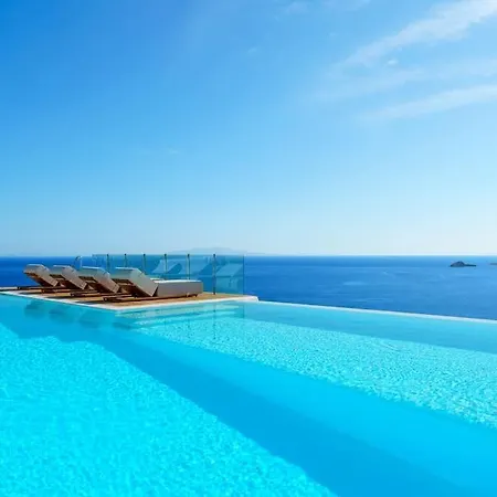 Kymothea, Agios Lazaros Villa