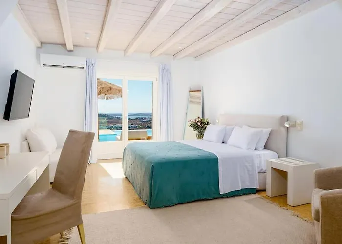 فيلة Kymothea, Agios Lazaros