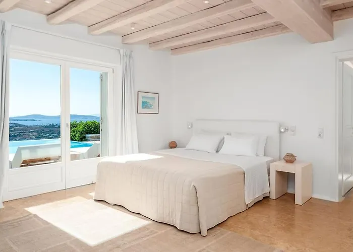 فيلة Kymothea, Agios Lazaros *