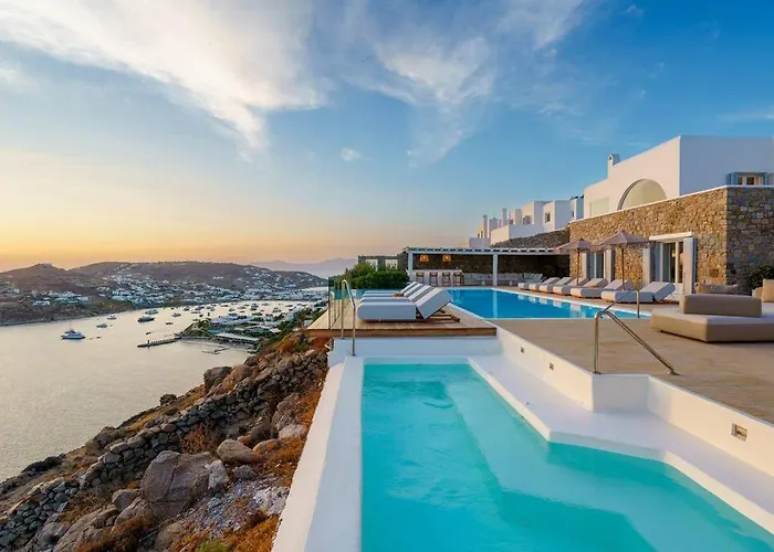 Kymothea, Agios Lazaros